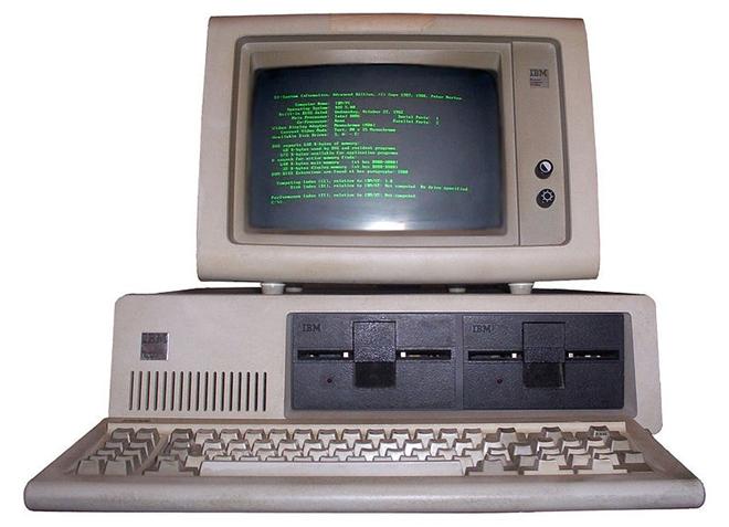 Personal Computer: PC IBM 1981 Basato su processore Intel 8088, variante del processore Intel 8086.