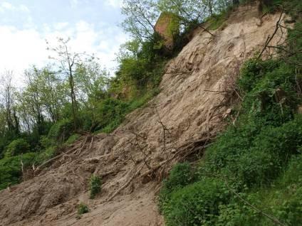 aggravandosi in seguito agli intensi eventi meteorici degli ultimi anni.