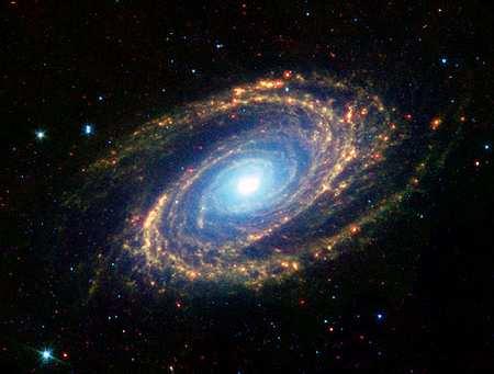 M81 ~12 milioni di anni luce