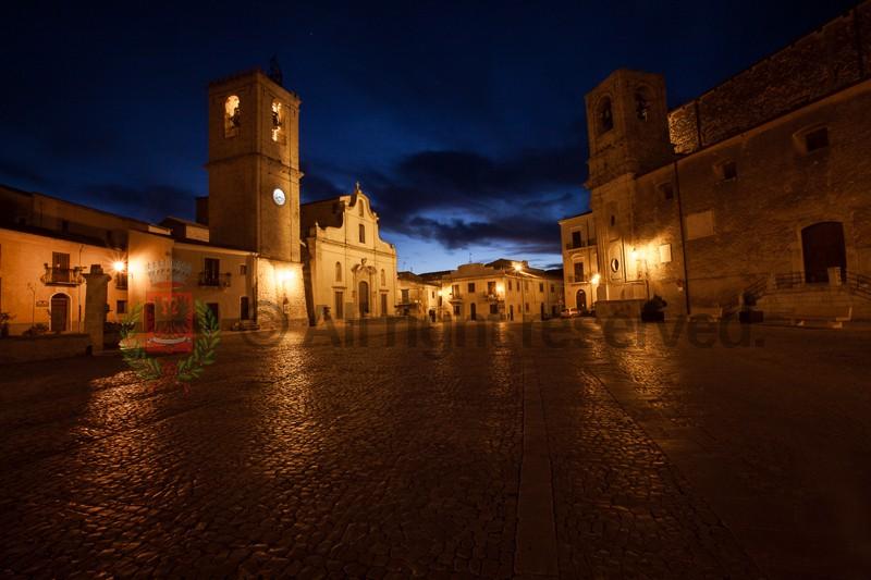 Sabato 9 L itinerario delle Rose è caratterizzato dai suoi panorami incantevoli; si attraversa un territorio che negli anni è stato abitato e sfruttato consapevolmente dai pastori