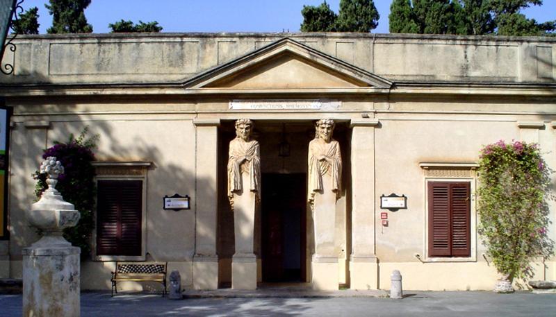 L'ingresso del Teatro di Verdura Il programma di domenica 24 maggio Tutti e sei i parchi della Piana dei Colli (Villa Lampedusa, Casina Cinese, Villa Niscemi, Villa Bordonaro, Teatro della Verdura,