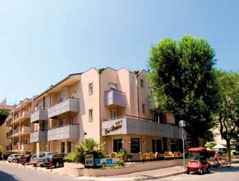 Cattolica Hotel Nautilus*** Situato su Viale Carducci a pochi passi dal centro di Cattolica a 30 metri dal mare. Ampia sala comune con TV satellitare, solarium, piccola piscina con idromassaggio.