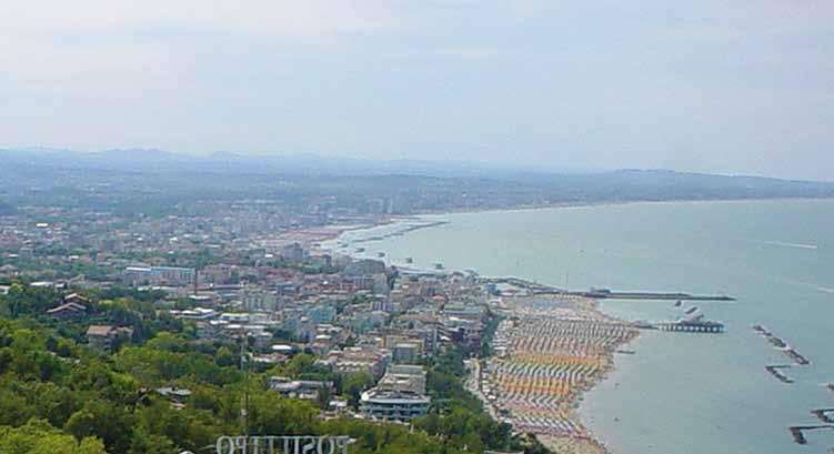 Hotel Bellavista*** Direttamente sul mare in posizione tranquilla. Situato di fronte ad un vasto giardino.