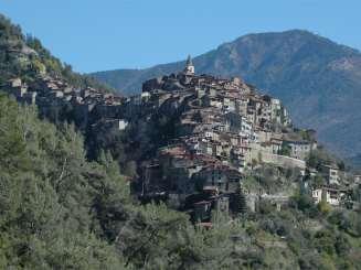 2 giorno: 27 settembre (mercoledì) Prima colazione in hotel. Inizio pedalata nell entroterra di Imperia Da Santa Brigida a Valloria Il paese dalle porte dipinte 35 Km.