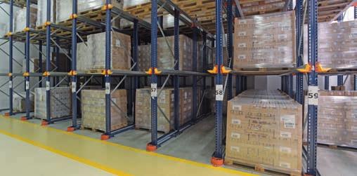 100 Distribuzione portapallet Superficie totale destinata allo stoccaggio: 858 m 2 Capacità: 306 pallet per livello La capacità di stoccaggio del sistema drive-in è superiore a