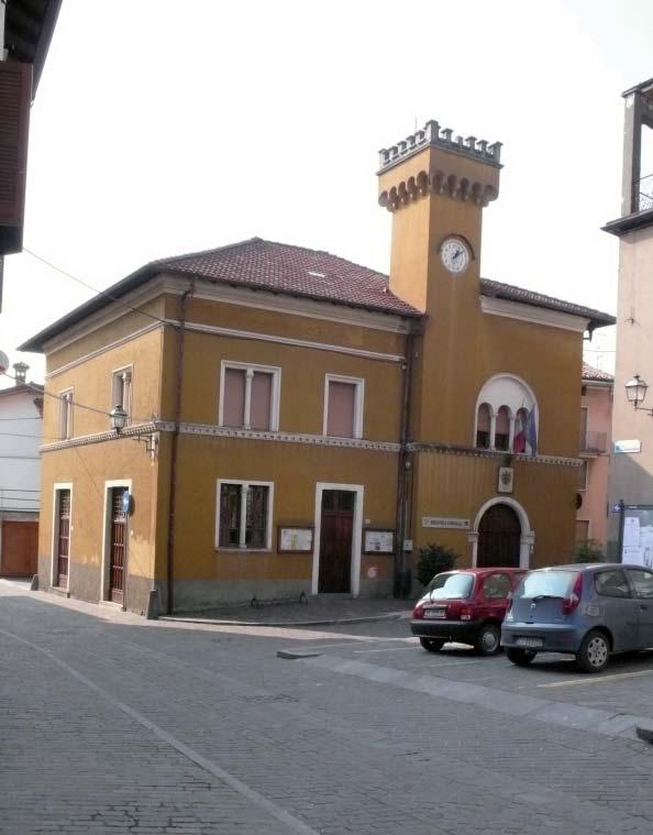 BIBLIOTECA attrezzatura pubblica 2 piazza San Guiovanni Battista comunale 175 mq Edificio isolato in centro