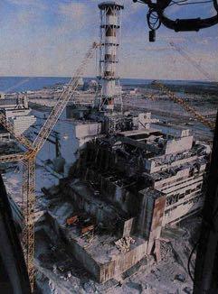 disastro industriale della storia, causato da interessi privati 8.000 morti immediate 12.
