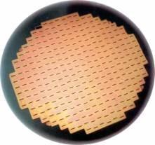 Flat plate slot arrays