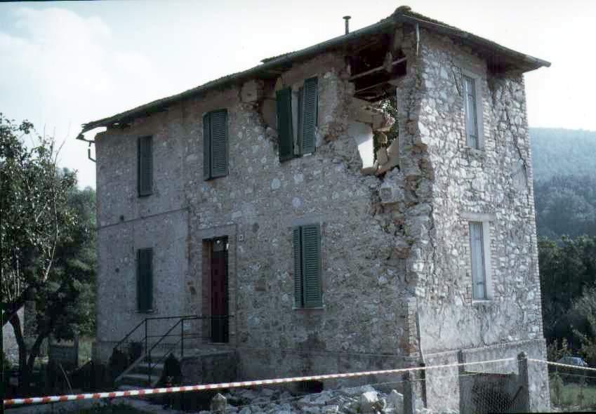 50 4 Posizione edificio e fondazioni 0.