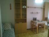 , soggiorno/cucina, balcone, bagno f., 2 stanze, cantina. + garage c.e. D A161-1 stanza - 98.