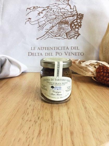 580 g (imballo da 8 confezioni) NOCI VERDI CANDITE Caratteristiche: Le noci verdi candite racchiudono il gusto più autentico delle noci che si riscopre nel frutto ancora verde.