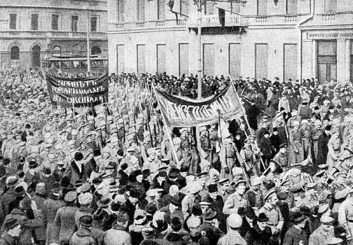 In questi anni si diffuse il sostegno al Partito Socialdemocratico, di ispirazione marxista; dal 1912 era diviso in due