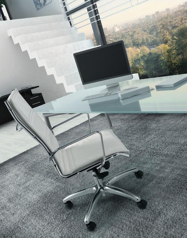 soluzione funzionale Range of managerial armchairs with detailed design and multi purpouse, fitting technical and smart spaces.