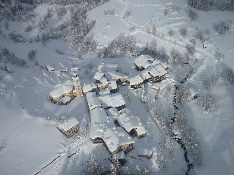 Effetti delle precipitazioni nevose dell inverno 2008-2009 in Piemonte Marco Cordola Area Previsione e Monitoraggio