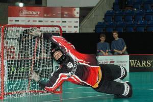 Il portiere: Il portiere gioca senza bastone.