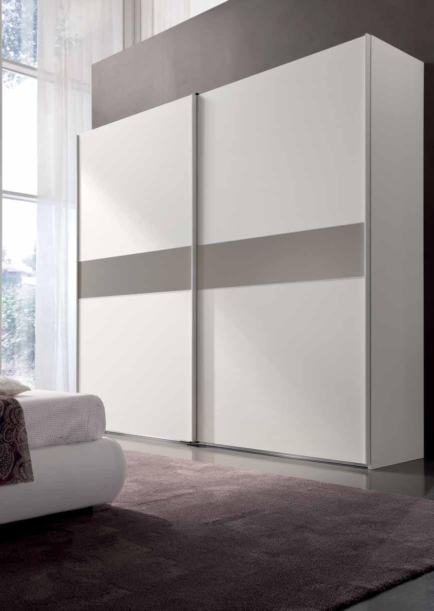 272,2 cm H 251,2 cm P 60,6 cm 2 sliding door 135 mm wardrobe, matt white carcass