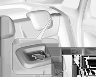 Oggetti e bagagli 67 Ampliare il vano di carico (versione con sedili posteriori fissi) Tirare la leva di sblocco su uno o entrambi i lati esterni e ripiegare gli schienali sul cuscino del sedile.