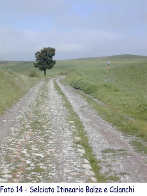 3 a tappa Gagno fino a che non si segue a destra la S.P. Volterrana che conduce Volterra (150 m).