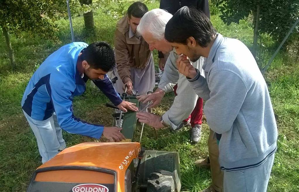 attività di integrazione Per permettere una maggiore conoscenza e interazione con il contesto sociale che li ospita, gli operatori propongono diverse attività formativo/ ricreative ed eventi mirati