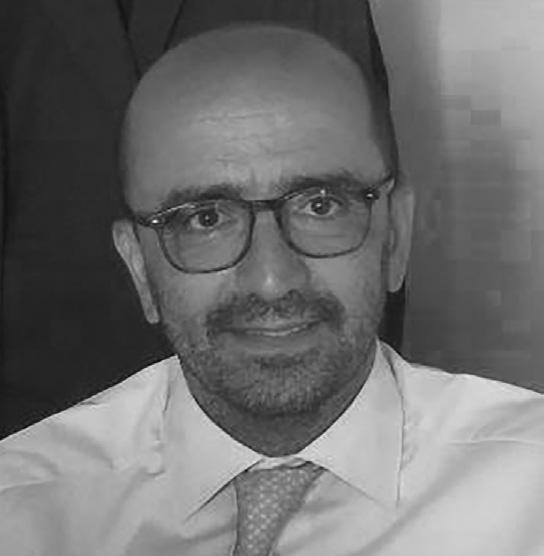 RELATORI Giuseppe Capitani, responsabile relazioni sindacali ENEL ITALIA Nato a Bologna nel 1962, è laureato in Economia e Commercio.