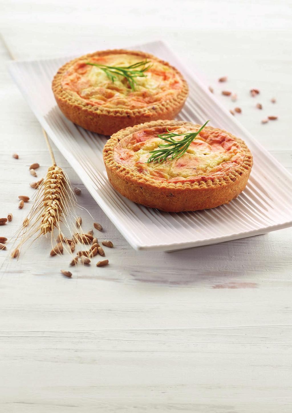 QUICHES LORRAINE PER IMPASTO Farina 220 W Margarina per impasti Olio di oliva Sale Lievito baking Uova 700 g 300 g 400 g 50 g 10 g 20 g 250 g PER RIPIENO Panna fresca Uova Groviera grattugiato