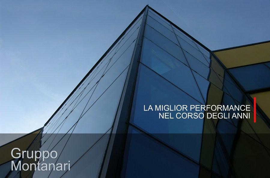 L AZIENDA Da oltre un decennio Eurometalglass, ditta giovane ed in continua espansione, collabora con le più grandi industrie Italiane nell ambito della refrigerazione portando in campo la propria