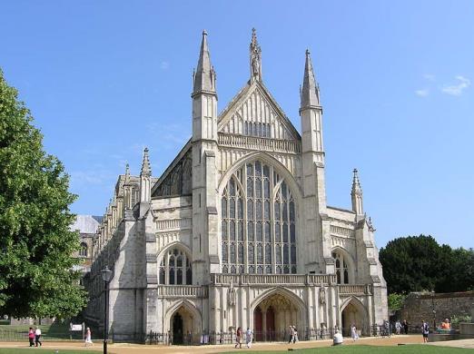 incantevoli luci. Le due escursioni nella capitale non sono incluse se scegli il weekend a Londra.