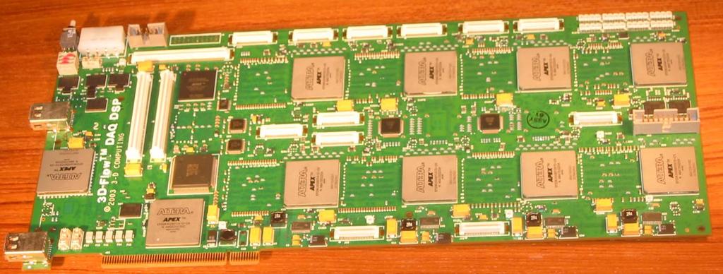 Ingegnerizzazione del concetto teorico in versione hardware per la realizzazione di un sistema industriale ad uso clinico Scheda IBM PC 3D-Flow DAQ-DSP per identificare i fotoni (2211 componenti, più