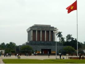 Mausoleo di Ho Chi Minh Il mausoleo di Ho Chi Minh è un monumento funebre dedicato al leader vietnamita Ho Chi Minh