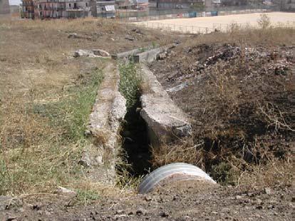 Comune di Ragalna Nel territorio comunale ricadente nel bacino del F. Simeto, non sono stati censiti dissesti geomorfologici.