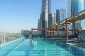 In loco vi attendono strutture all'avanguardia, tra cui una piscina all'aperto con vista sulla spiaggia di Jumeirah, un health club