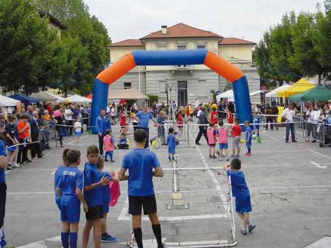 SPORT ESÈBÈZÈONÈ E STAND ASSOCÈAZÈONÈ a