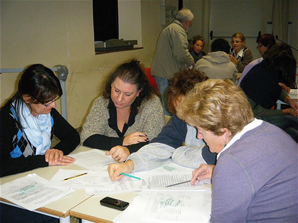 Se l obiettivo centrale del curricolo di scienze è migliorare le competenze degli studenti, dobbiamo chiarire che cosa intendiamo per competenze scientifiche. Rodger W.