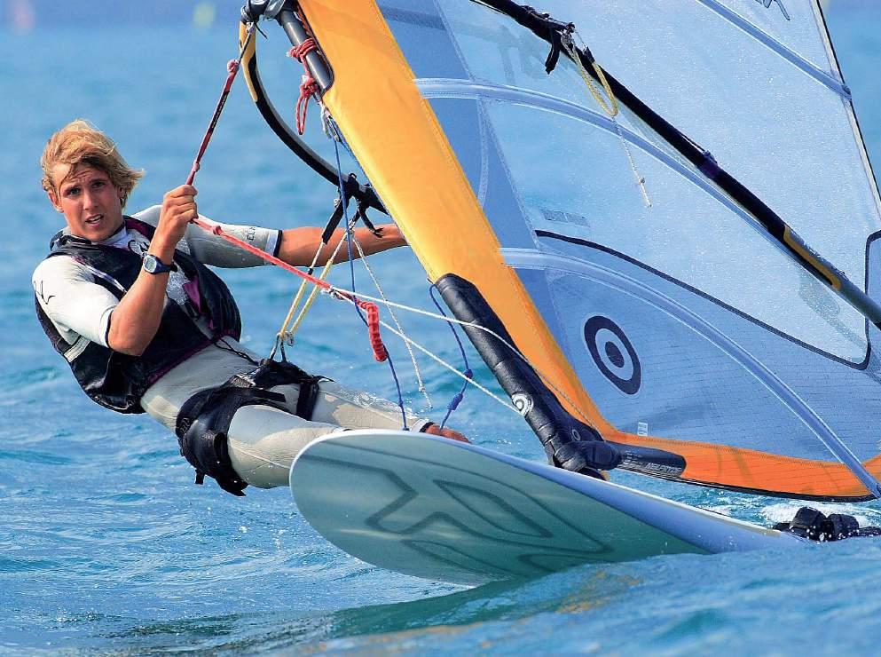 Claudio Scotton, Scuola Universitaria Interfacoltà in Scienze Motorie, Università di Torino; Federazione Italiana Vela UN METODO DI ALLENAMENTO SPECIFICO PER LA VELA OLIMPICA Proposta di un nuovo