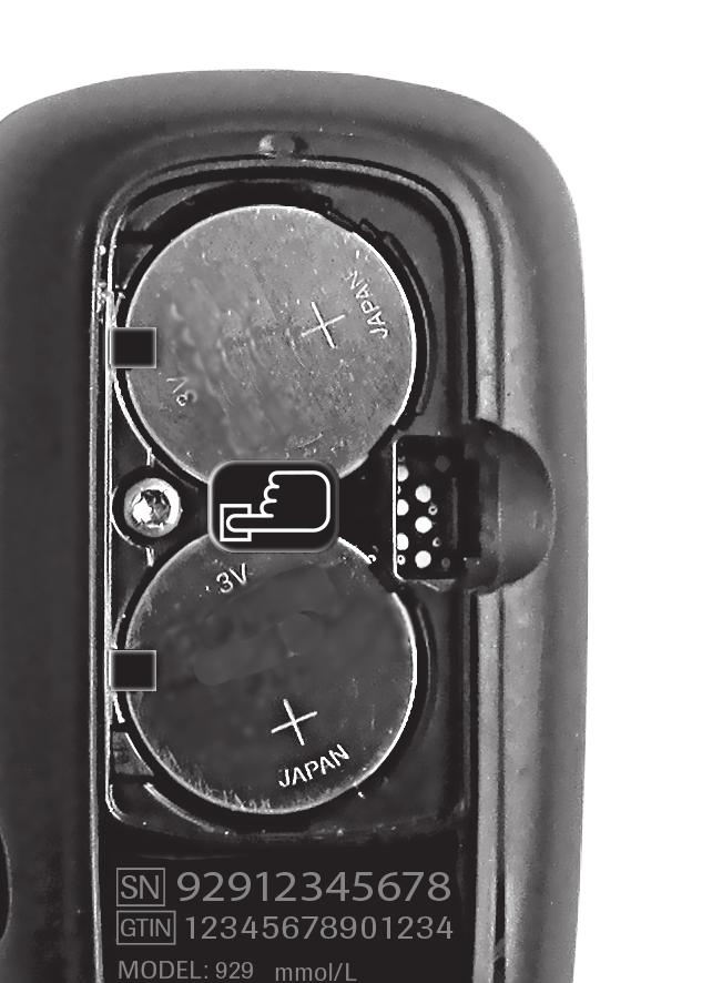 Sostituzione delle batterie 1 2 3 Premere Aprire il coperchio del vano batterie posto sul lato posteriore del misuratore spingendo la linguetta nella direzione della freccia e sollevando il coperchio.
