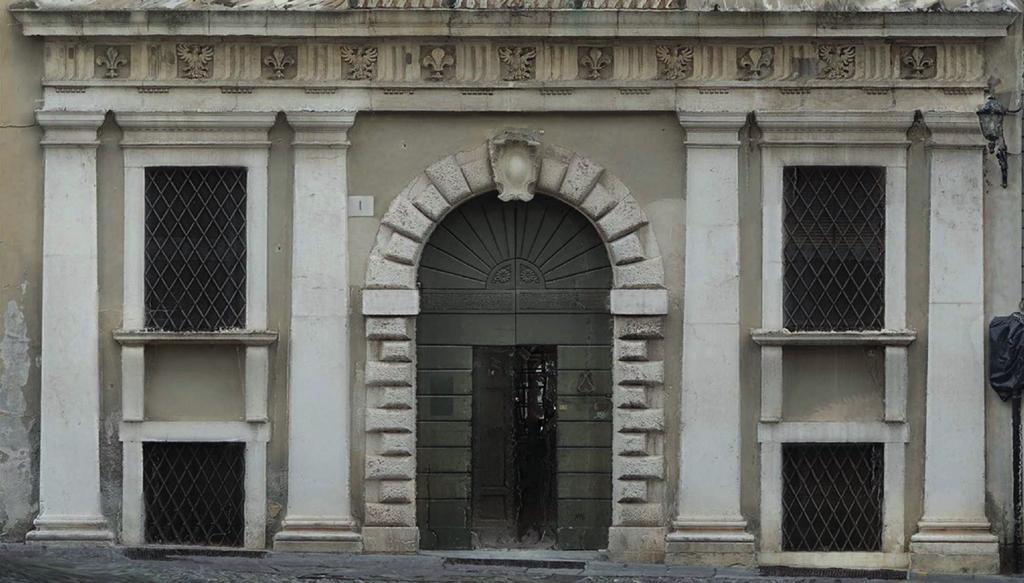 256 Tiaziana Chiamone - Giorgio Paolo Maria Vassena Il caso del rilevamento di palazzo Uggeri (fig.