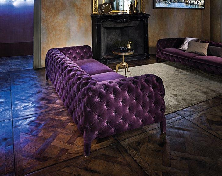 WINDSOR Design Manzoni - Tapinassi 2011 Sofas 246 cm in fabric E/5511 collection Vellù. Cushions in fabric E/5438 collection Luxury, D/4666 collection Vintage and A/1043 collection E-cot.