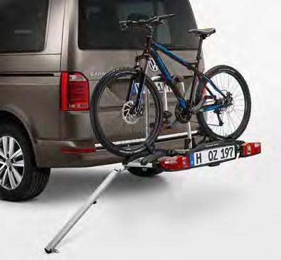 modo compatto alloggia due biciclette o e-bike per un peso complessivo fino a 60 kg.