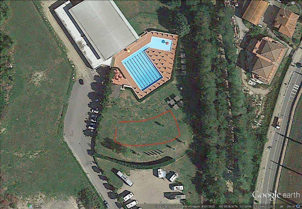 ZONA CAMBIO Per tutte le categorie è disposta nella zona antistante la piscina, una zona cambio compensata.