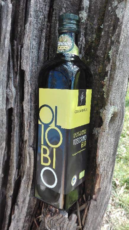 Il nostro Olio della salute Coltiviamo olivi di sole varietà toscane (Moraiolo, Frantoio, Leccino, Pendolino, Correggiolo) con le quali facciamo olio extra vergine di oliva biologico di qualità