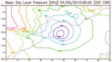 Fig. 5 Previsione COSMO-ME 03/05/2010 00UTC +33h della Pressione al livello del mare: analisi della temperatura del mare CNR Fig.