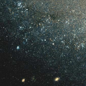 Questa galassia fa parte di una stretta tripletta, assieme a Figura 5. Un'immagine CCD ripresa con il Telescopio "Isaac Newton". Il tripletto di galassie in Leo I: M105, NGC3384 e NGC3389.