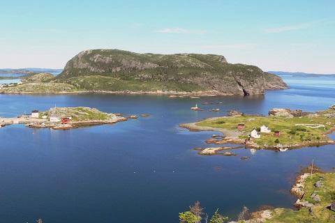 Proseguimento alla volta di Clarenville. Check-in e pernottamento in hotel.