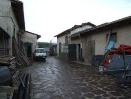 L'edificio presenta una MC 3.072 copertura, al secondo piano, con 5 padiglioni uno per ogni lato del perimetro della Rocca; mentre la copertura della VULNERAB. PREL. torretta centrale è piana.