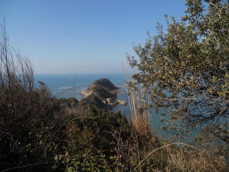 con una porta, strade cieche e della zona