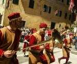 L apertura sarà preceduta il 7 luglio dal Banchetto a Castello, cena a tema animata in abiti e costumi medievali che ripercorrerà nel menù e nelle narrazioni di cinque secoli di storia di