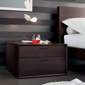 BEDSIDE TABLE W 60 D 44 H 36,2. SKIN HANDLE IN DARK BROWN LEATHER.