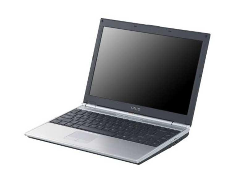 LAPTOP COMPUTER (NOTEBOOK) Il computer portatile è un personal computer dotato di display, tastiera e alimentazione a batteria, tutto