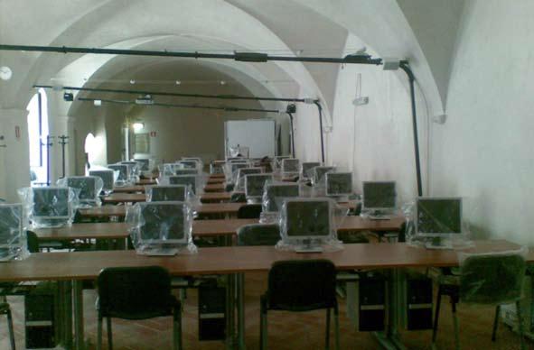 AULA di SARZANA L aula di Sarzana è situata all interno della Fortezza Firmafede, al secondo piano.
