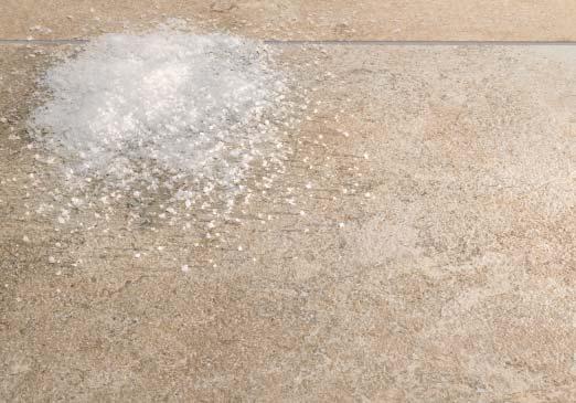 RESISTENTE AL SALE RESISTANT TO SALT PRATICO FACILMENTE POSABILE REMOVIBILE E RIUTILIZZABILE (AD